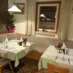 Gasthof Mondschein メラーノ