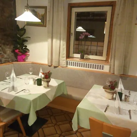 Gasthof Mondschein Merano