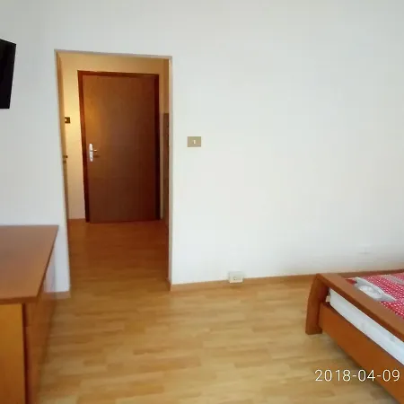 Gasthof Mondschein Meran