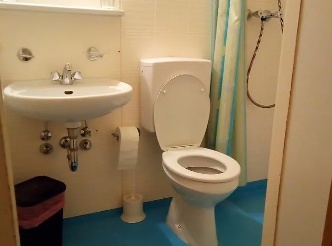 Pensionat Gasthof Mondschein Merano