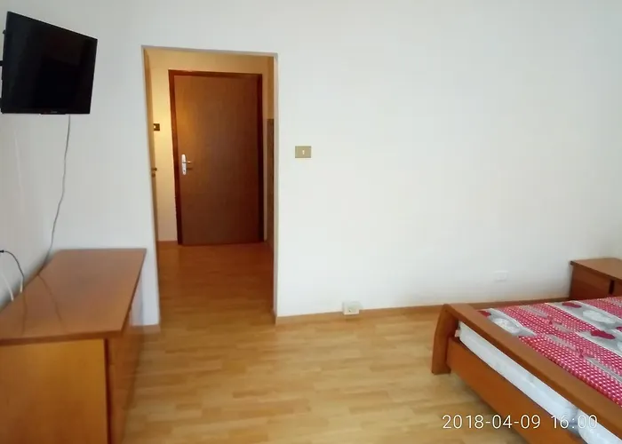 Gasthof Mondschein Merano